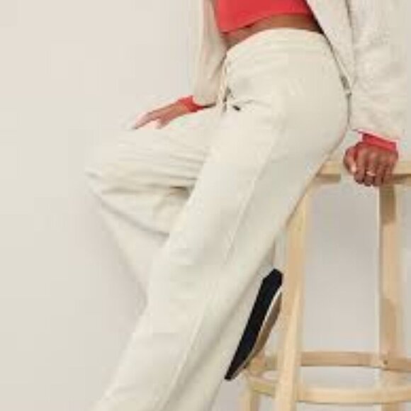 Athleta Endeavor High Rise Relaxed Pant Wide Leg size Small Petite Travel - Picture 2 of 7